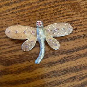 Beautiful dragonfly Pin with crystals